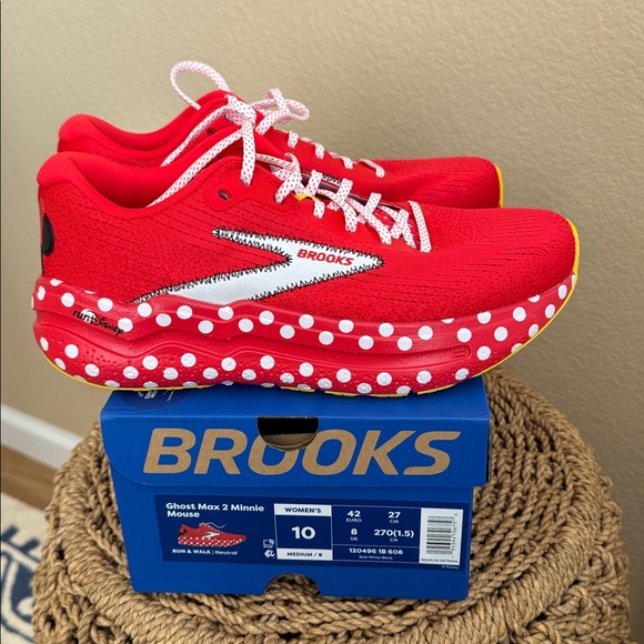 Brooks RunDisney Minnie Mouse Sneakers - Picture 2 of 7